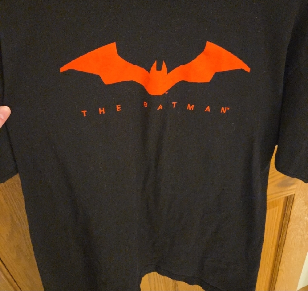 The Batman Black T-Shirt - Picture 3 of 4